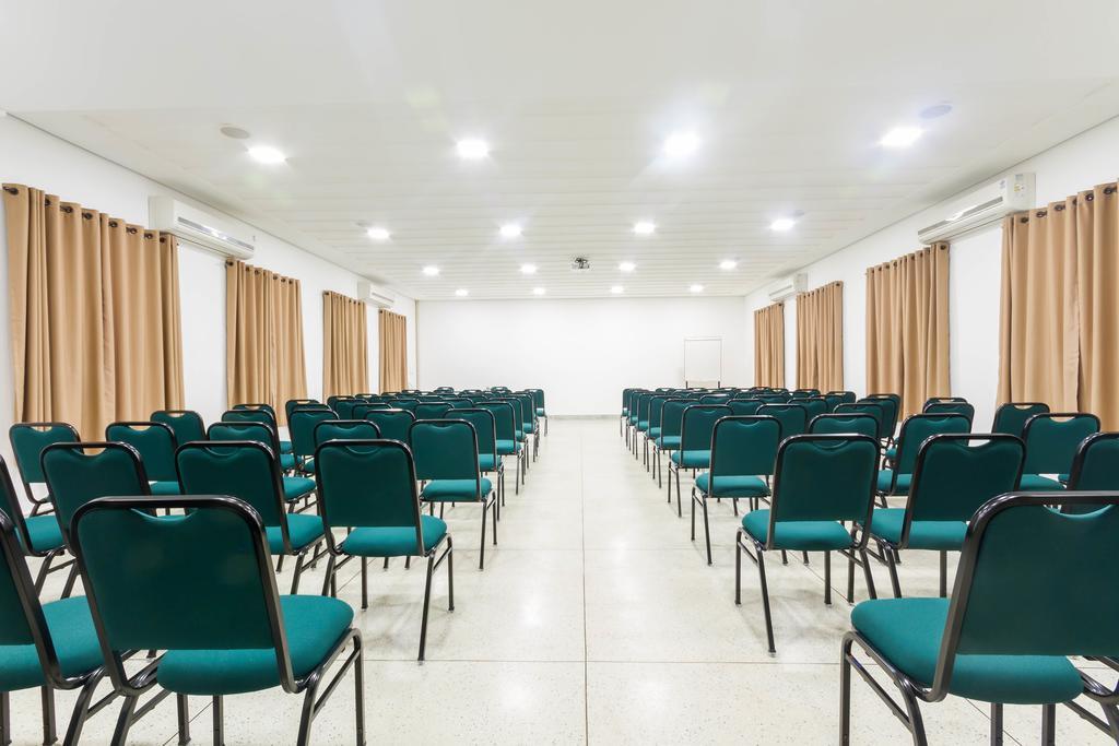 Sagrados Coracoes - Pousada Pindamonhangaba Bagian luar foto